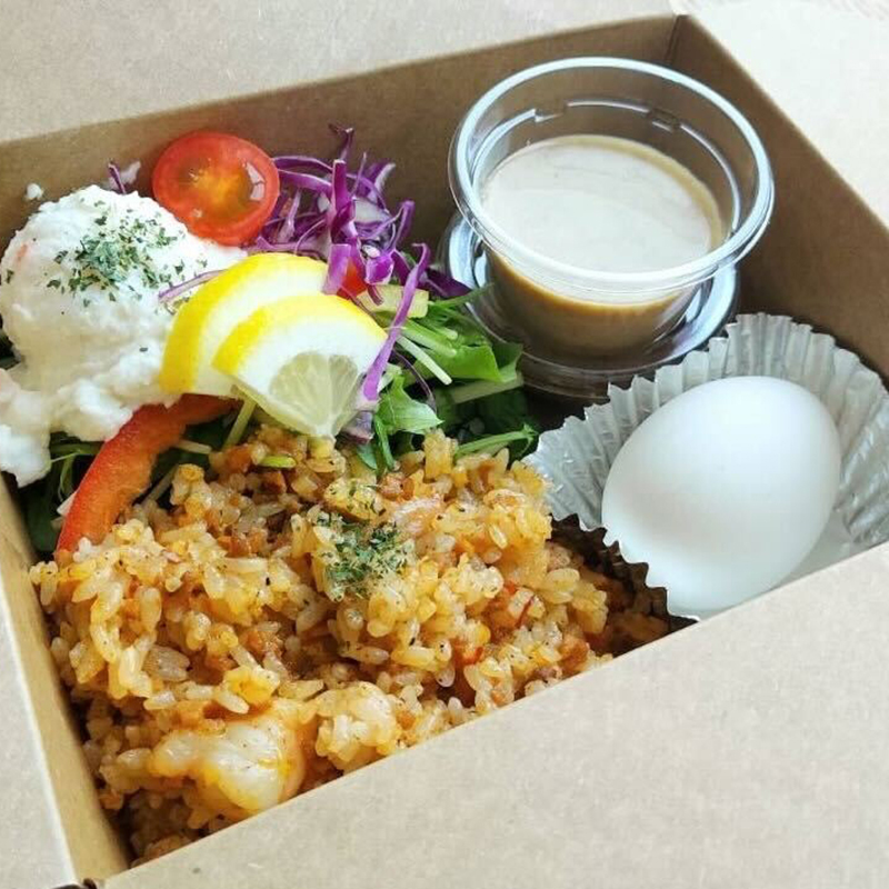 CafeKonii：海老ナシゴレンBOX