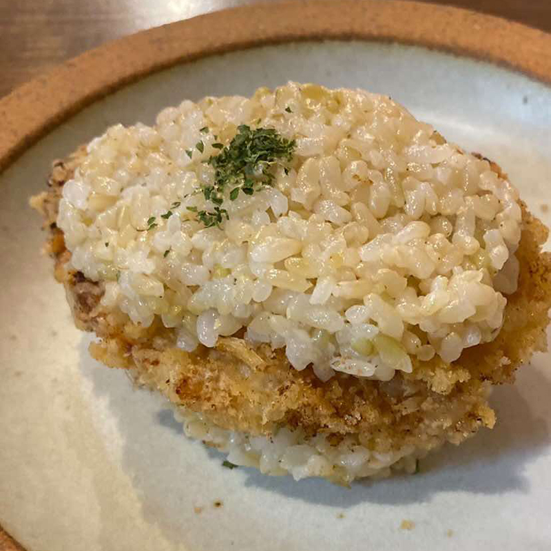 こうじチキンおにぎり